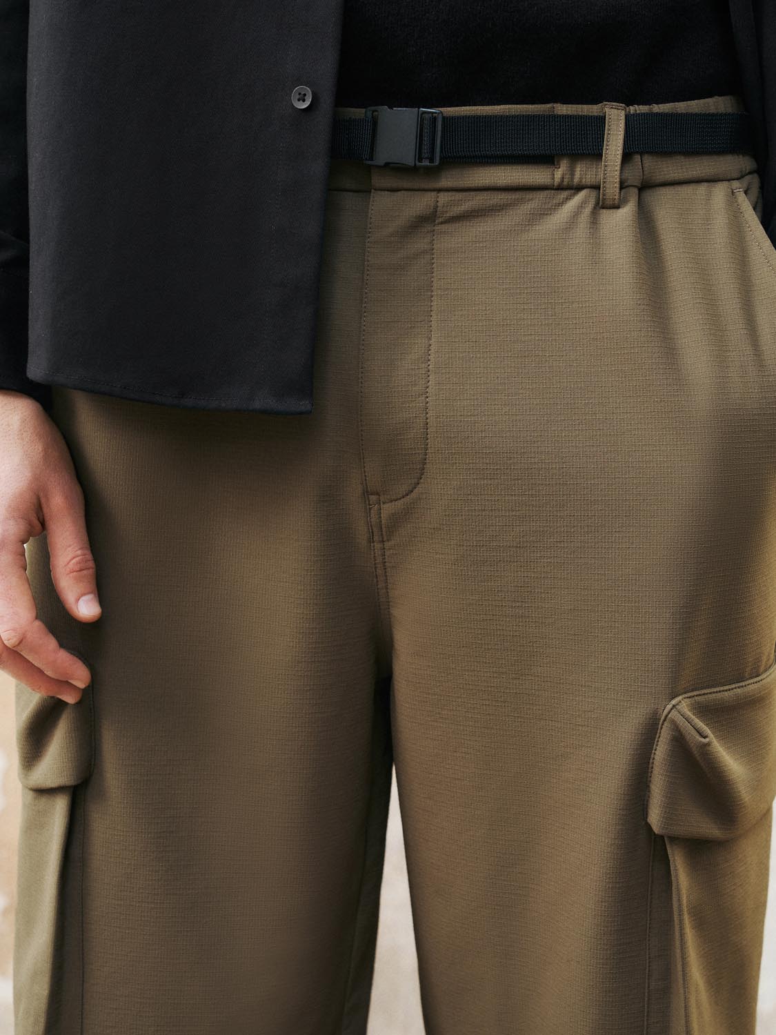 Elastic Flap Pocket Jogger Pants