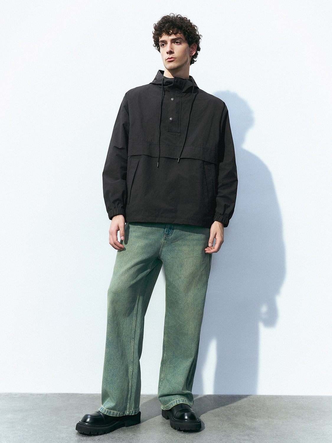 Loose Straight Jeans