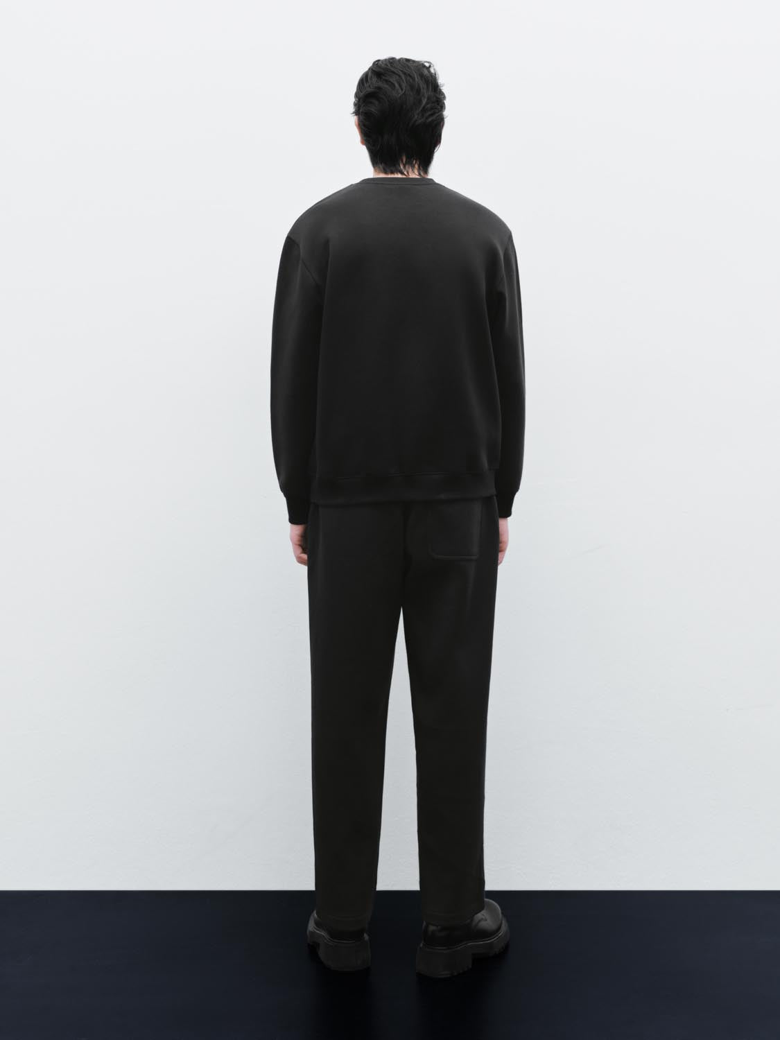 Crew Neck Contrast Trim Sweatshirts