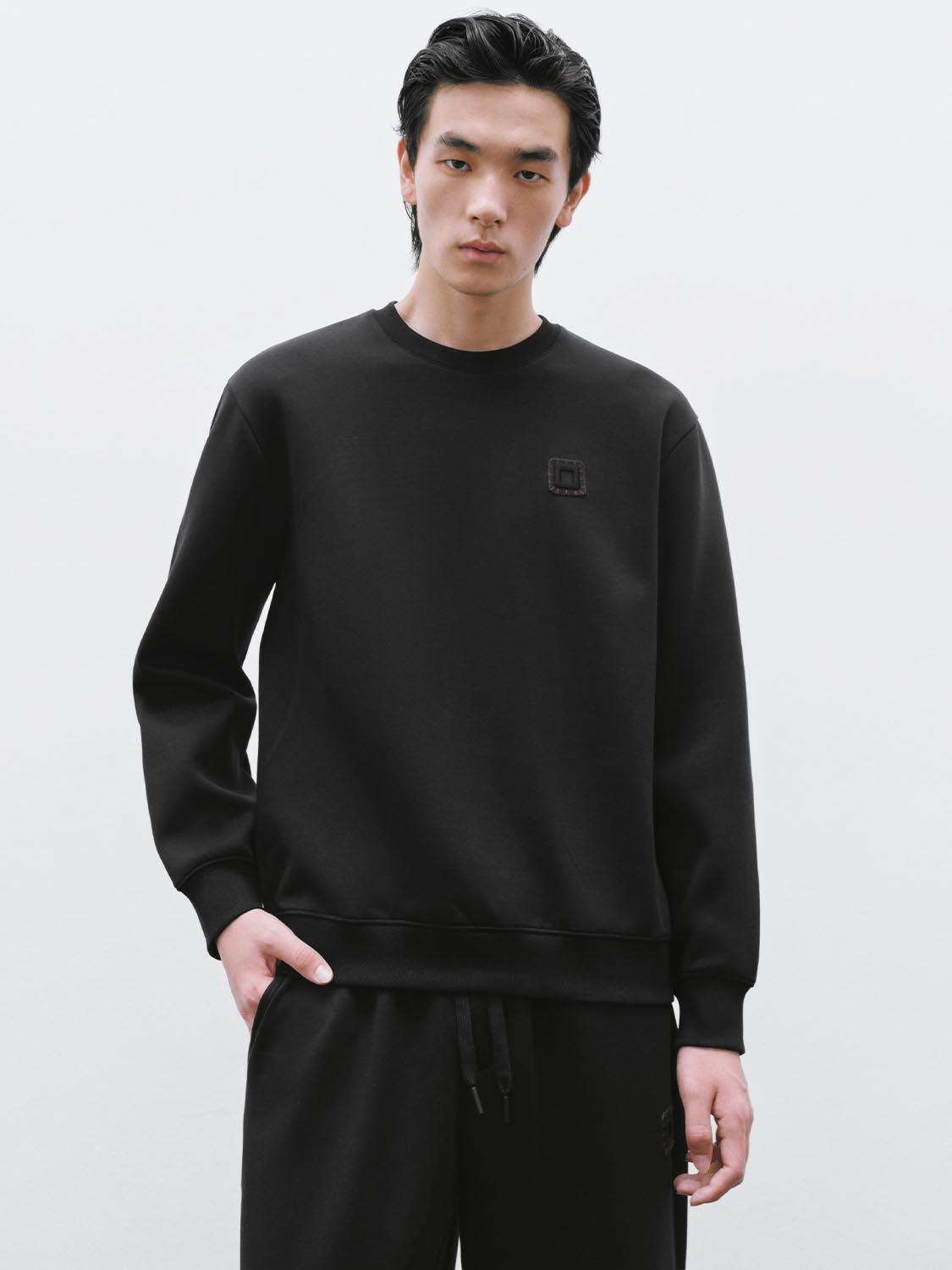 Crew Neck Contrast Trim Sweatshirts