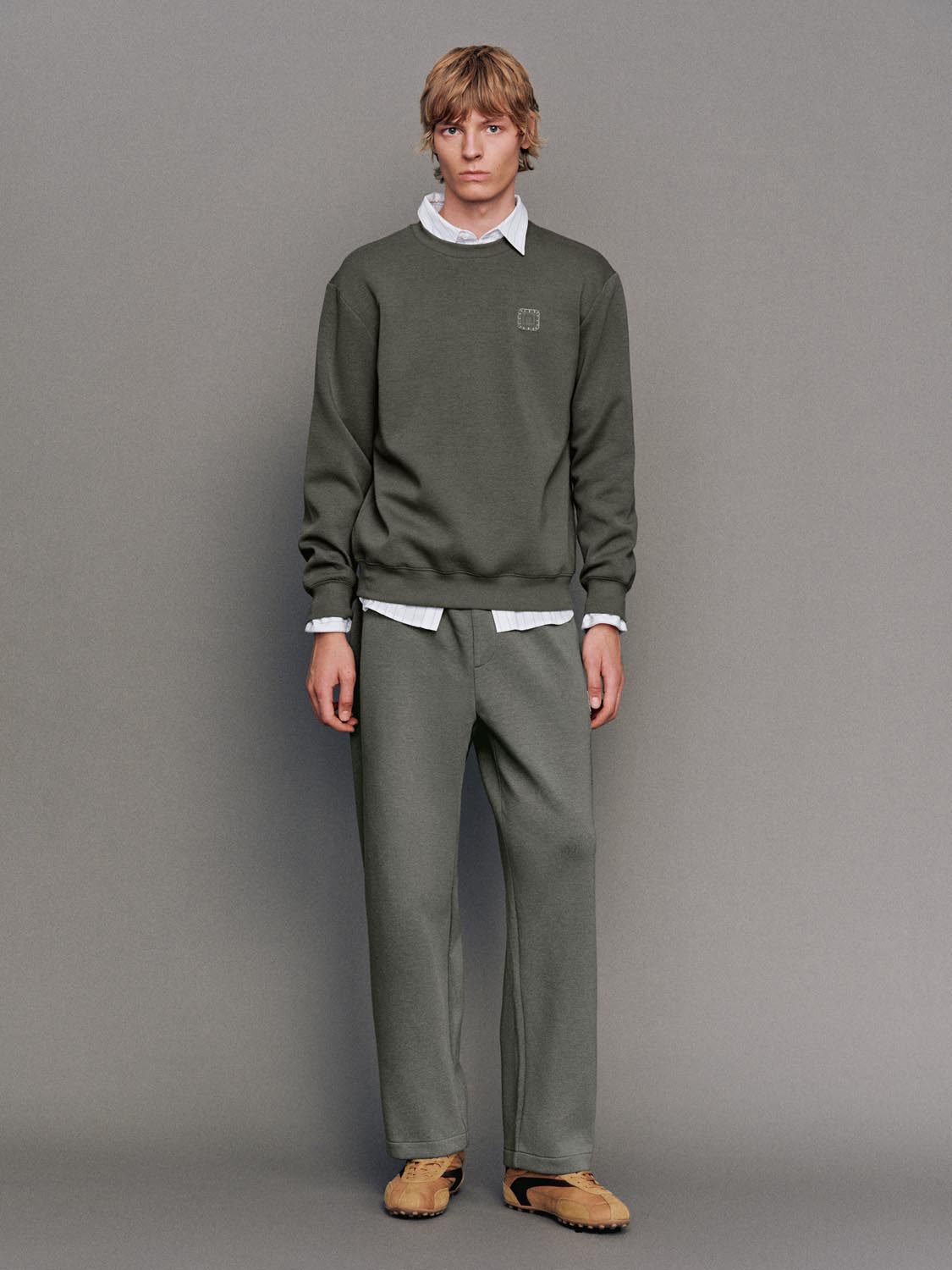 Crew Neck Contrast Trim Sweatshirts