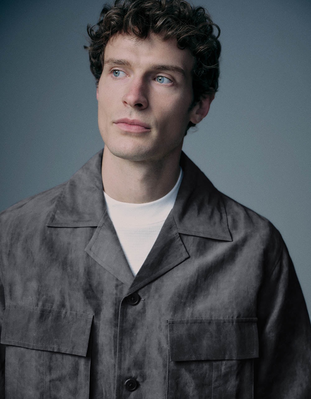 VNeck Straight Jacket Urban Revivo Thailand