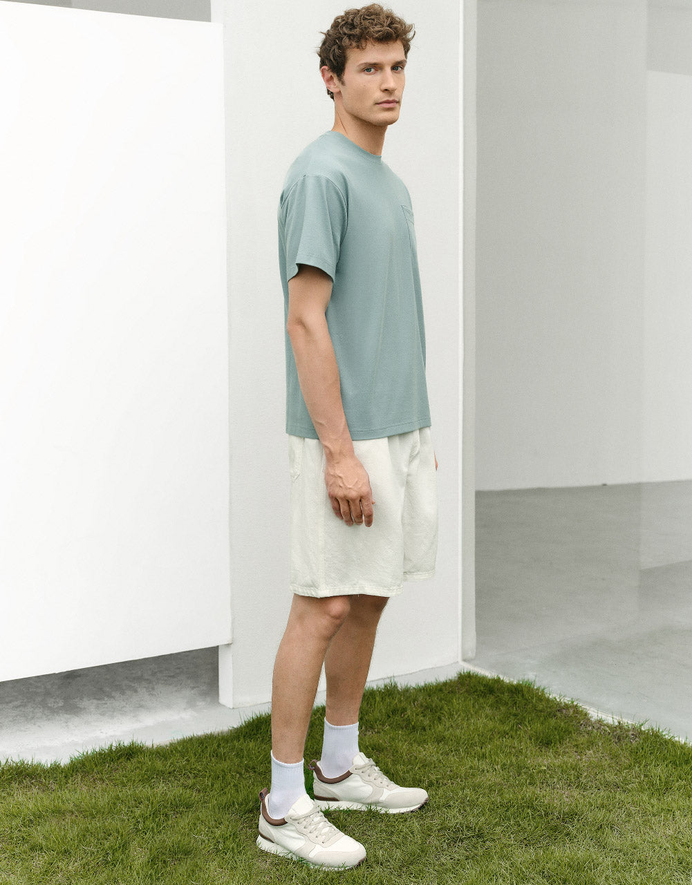 Pocket Detail Knitted Crew Neck T-Shirt