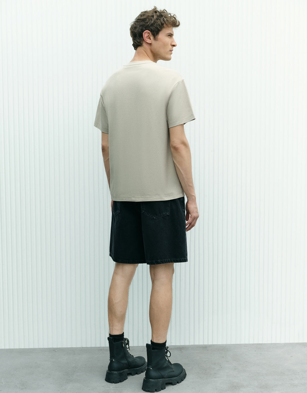 Pocket Detail Knitted Crew Neck T-Shirt