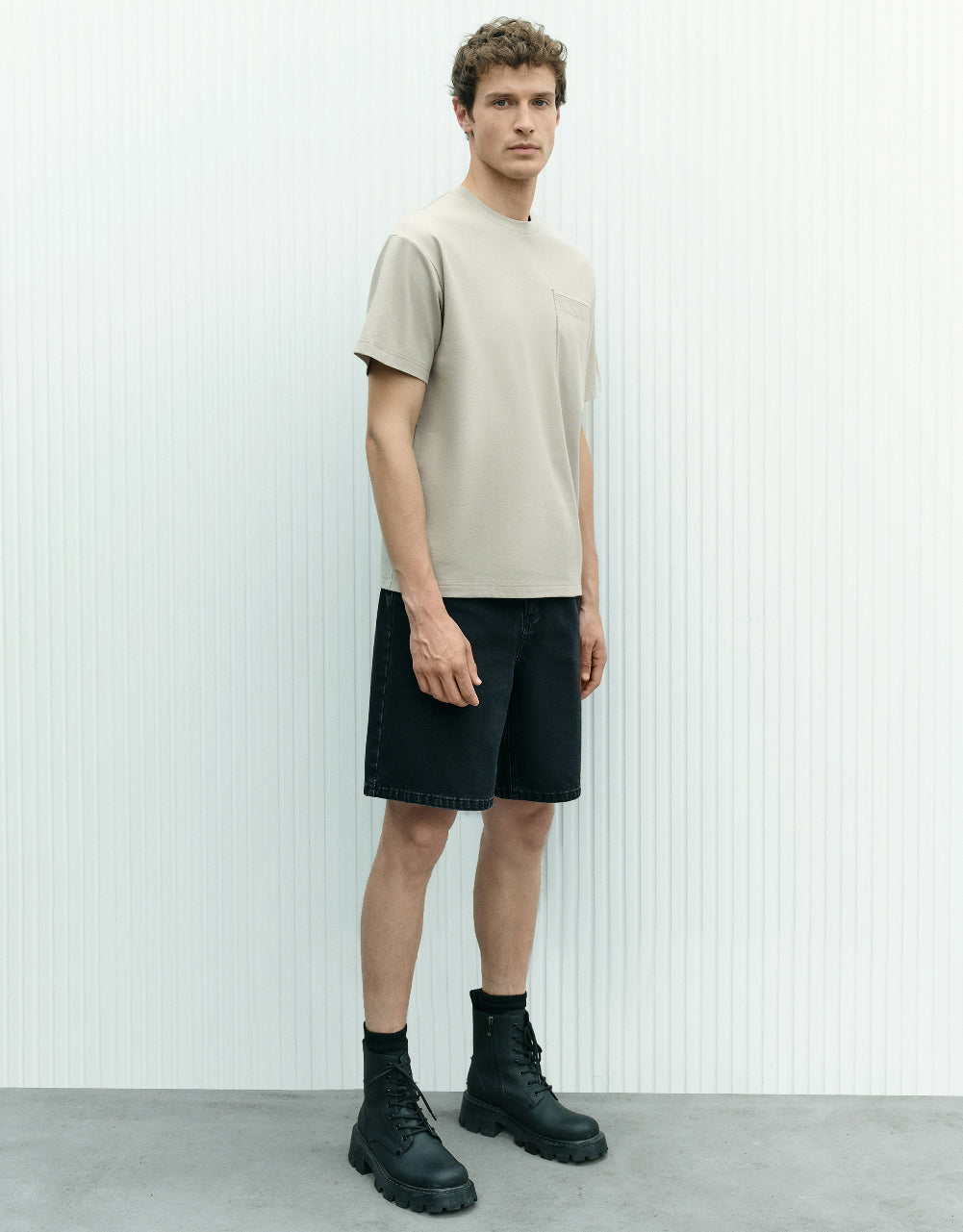 Pocket Detail Knitted Crew Neck T-Shirt