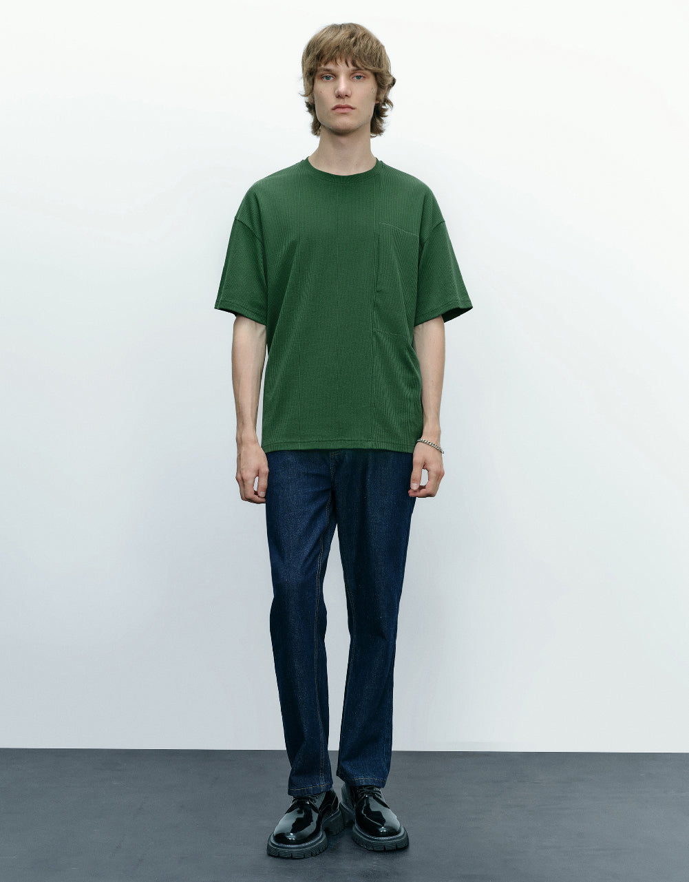 Drop Shoulder Sleeve Crew Neck T-Shirt