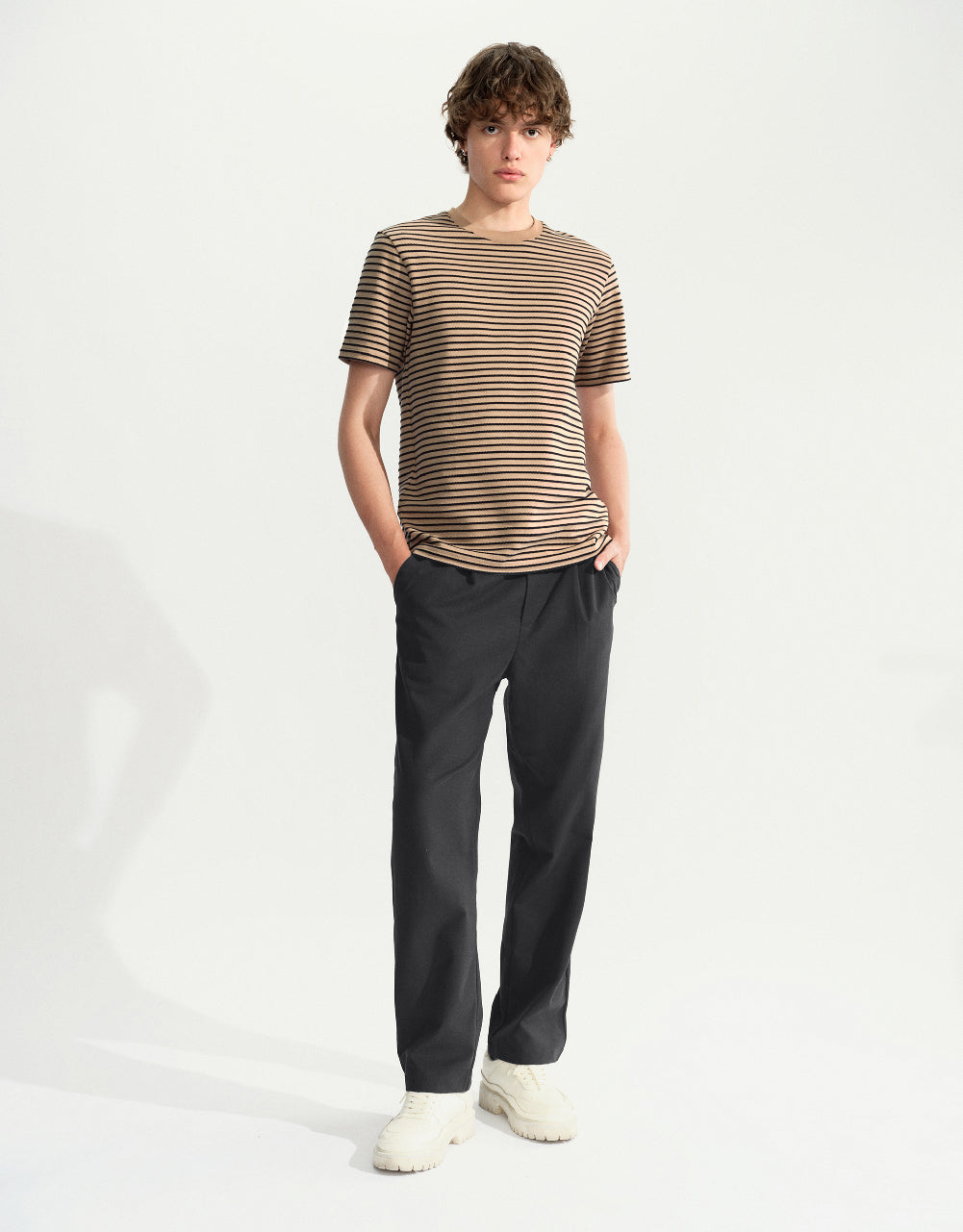 Loose Carrot Fit Pants