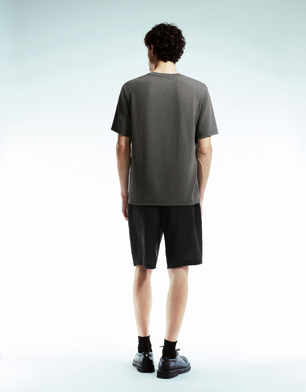 Drawstring Waist Loose Shorts