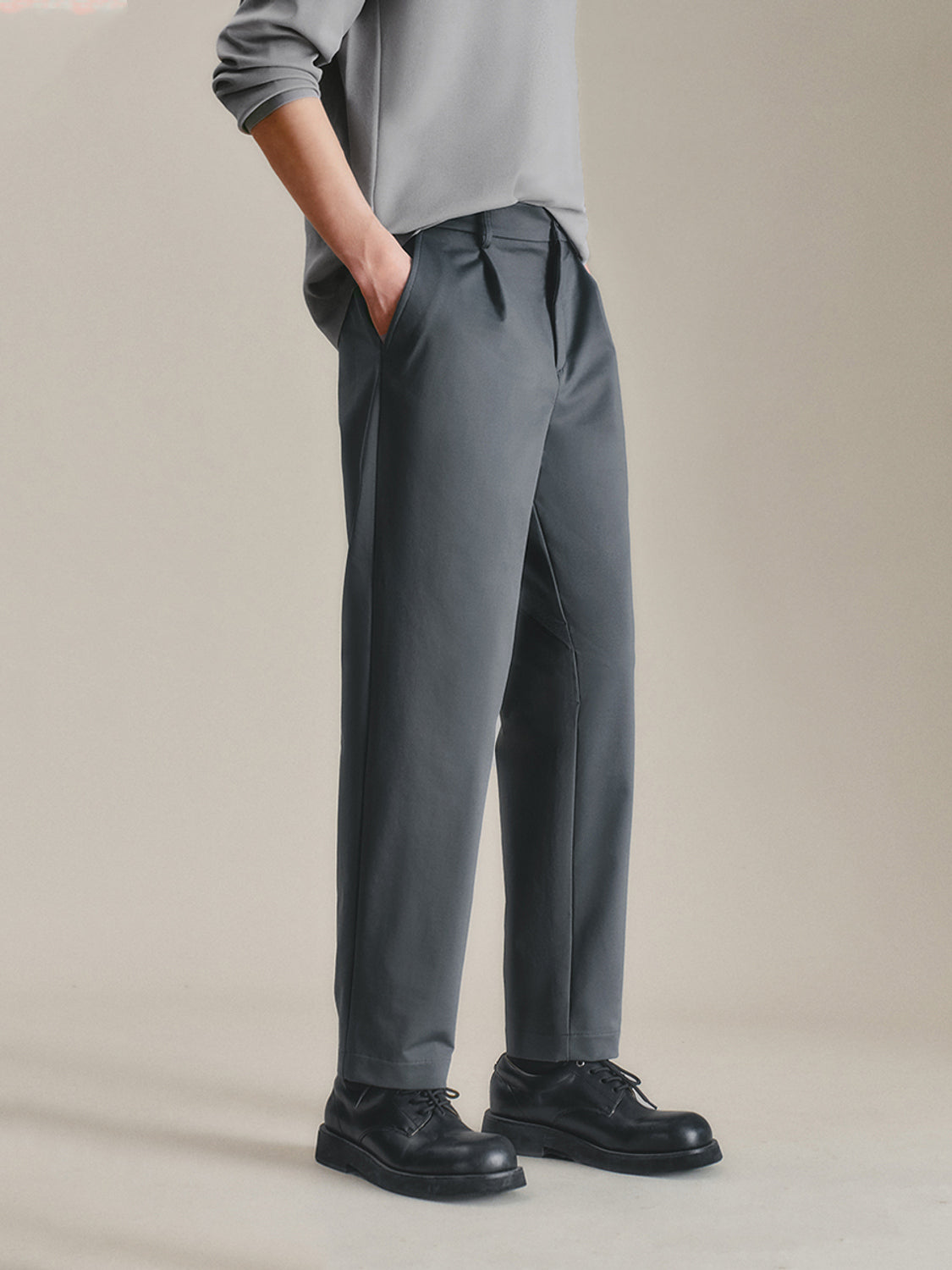 Carrot Fit Pants
