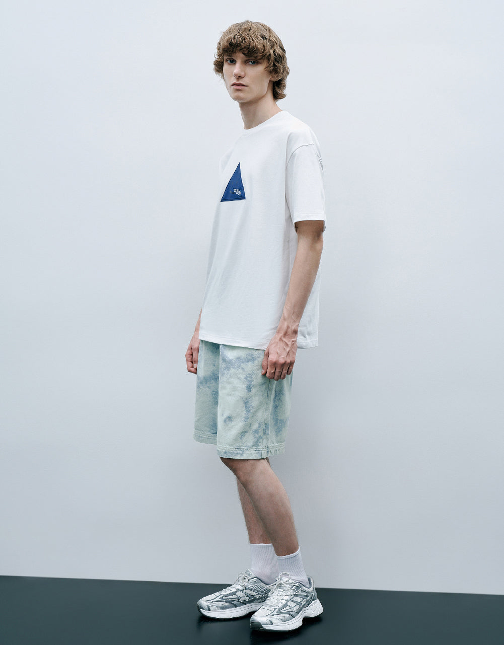 Triangle Embossed Crew Neck T-Shirt