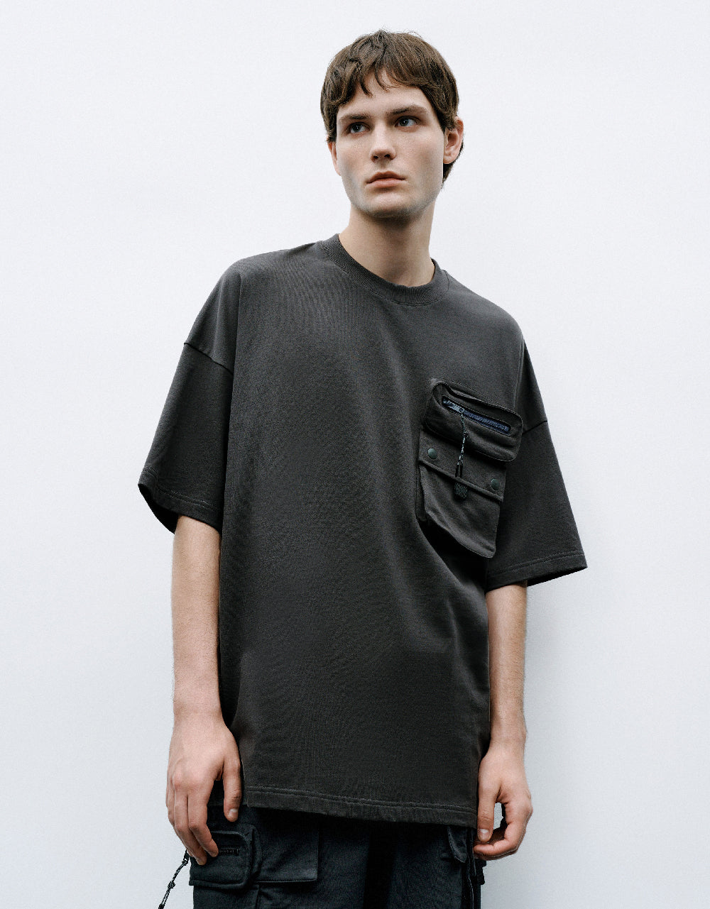 Pocket Detail Crew Neck T-Shirt