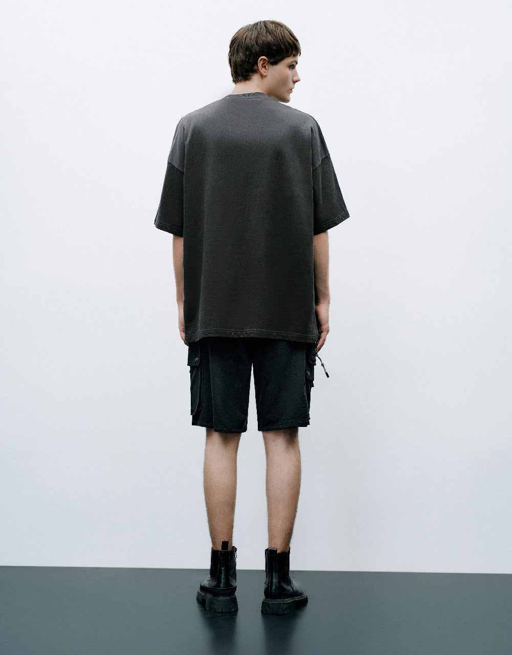 Pocket Detail Crew Neck T-Shirt