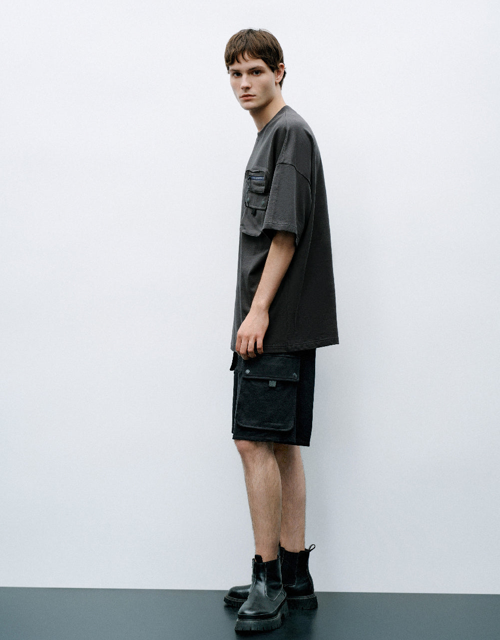 Pocket Detail Crew Neck T-Shirt