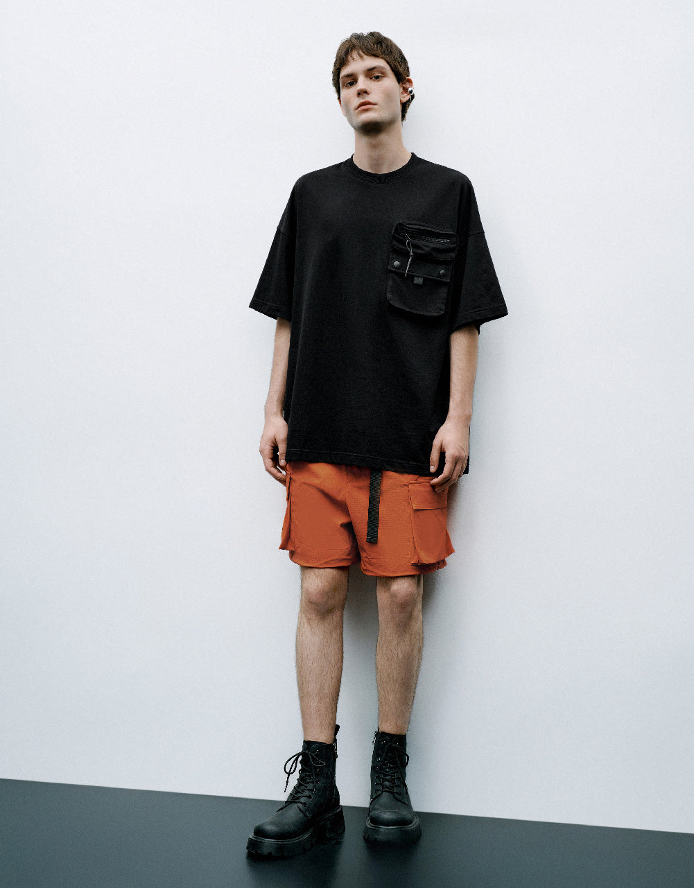 Pocket Detail Crew Neck T-Shirt