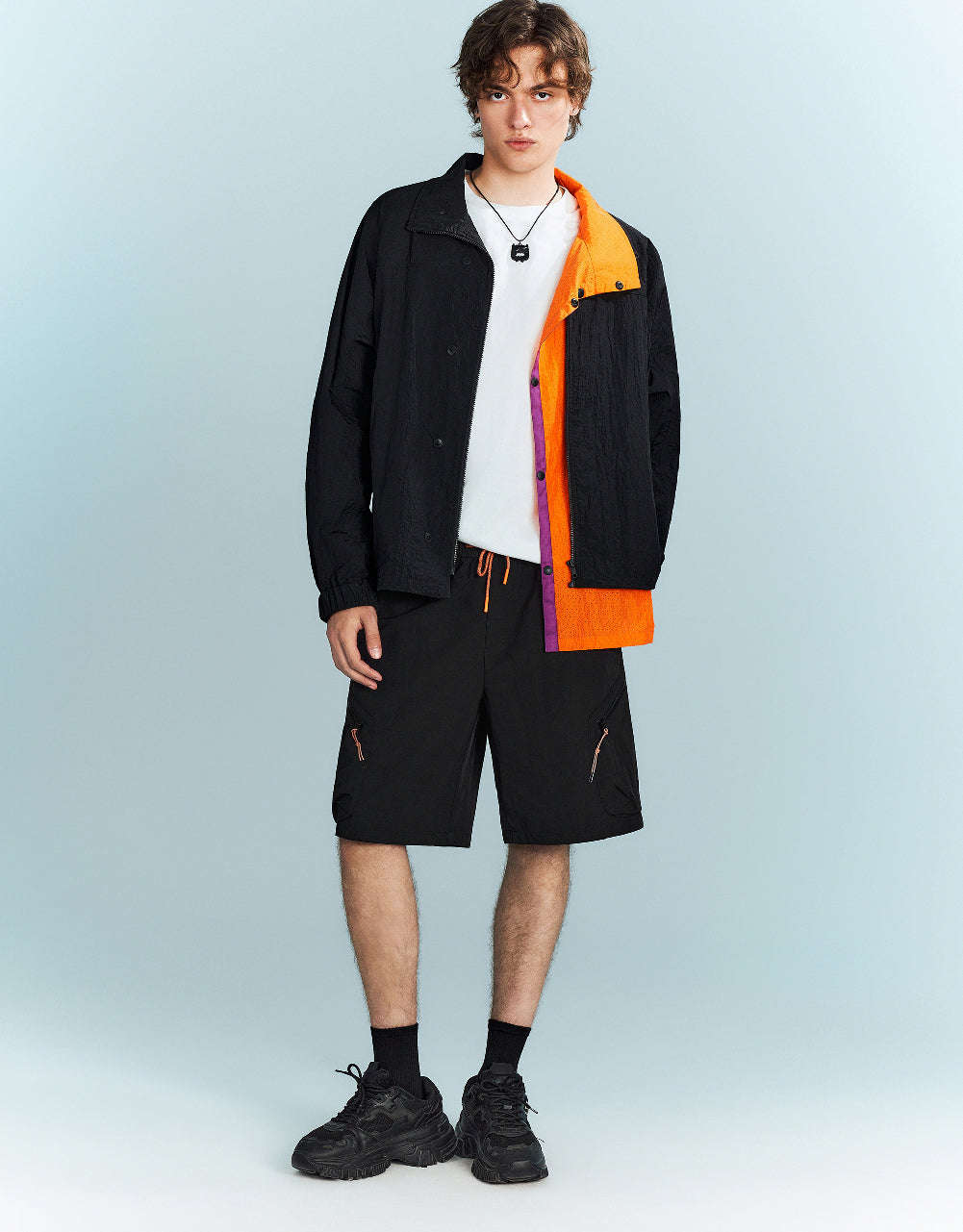 Drawstring Waist Loose Shorts