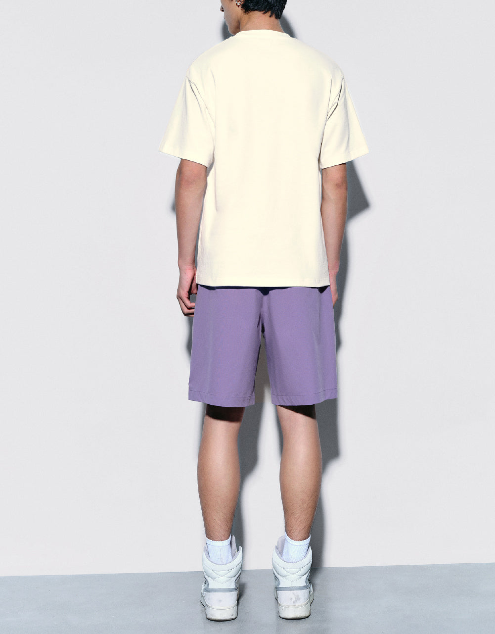 Drawstring Waist Loose Shorts