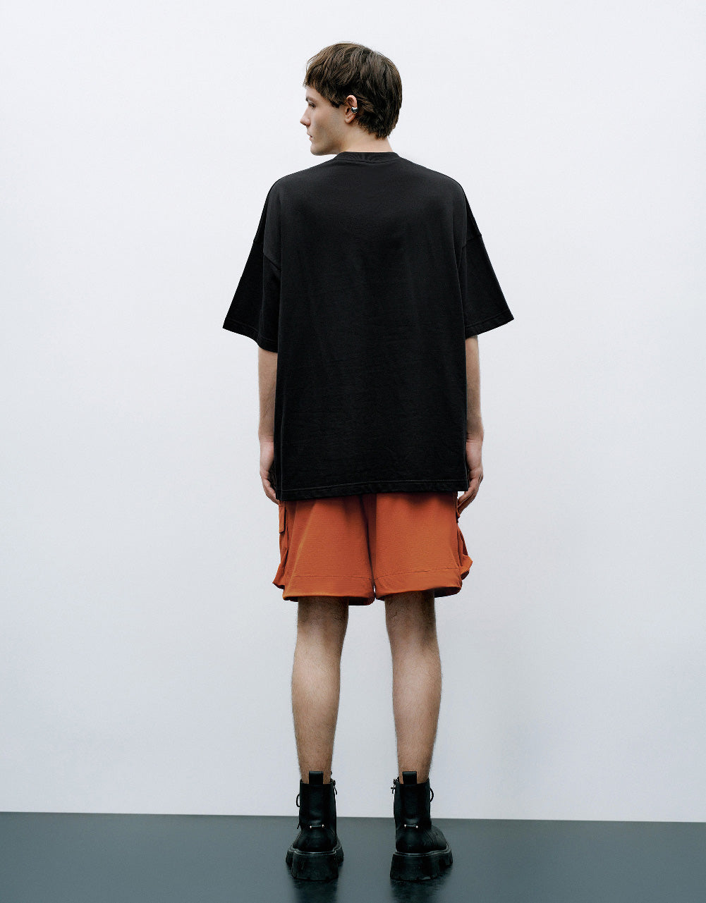 Elastic Waist Shorts With Pockets