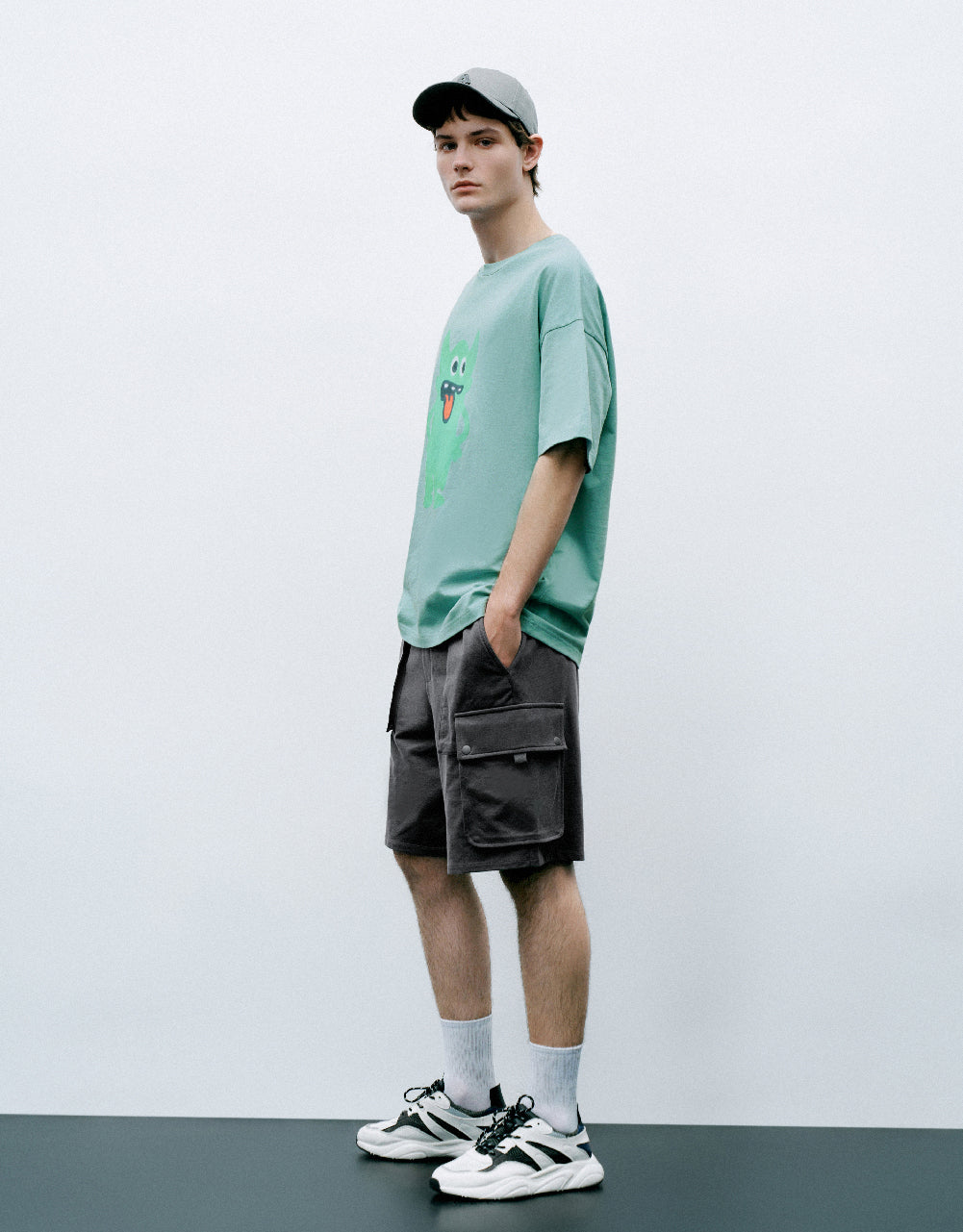 Drawstring Waist Shorts With Pockets