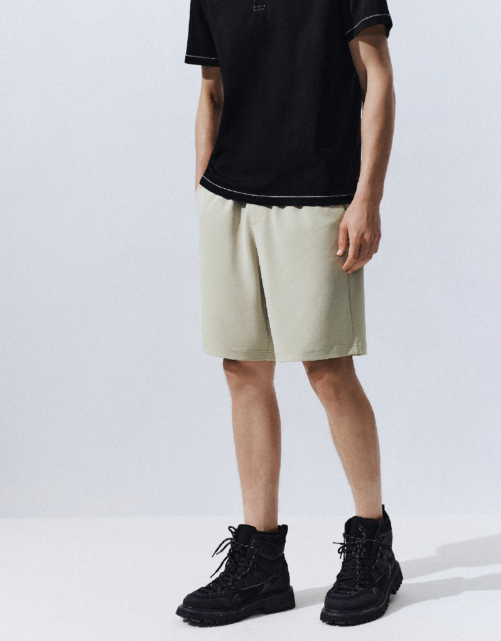 Elastic Waist Knitted Shorts