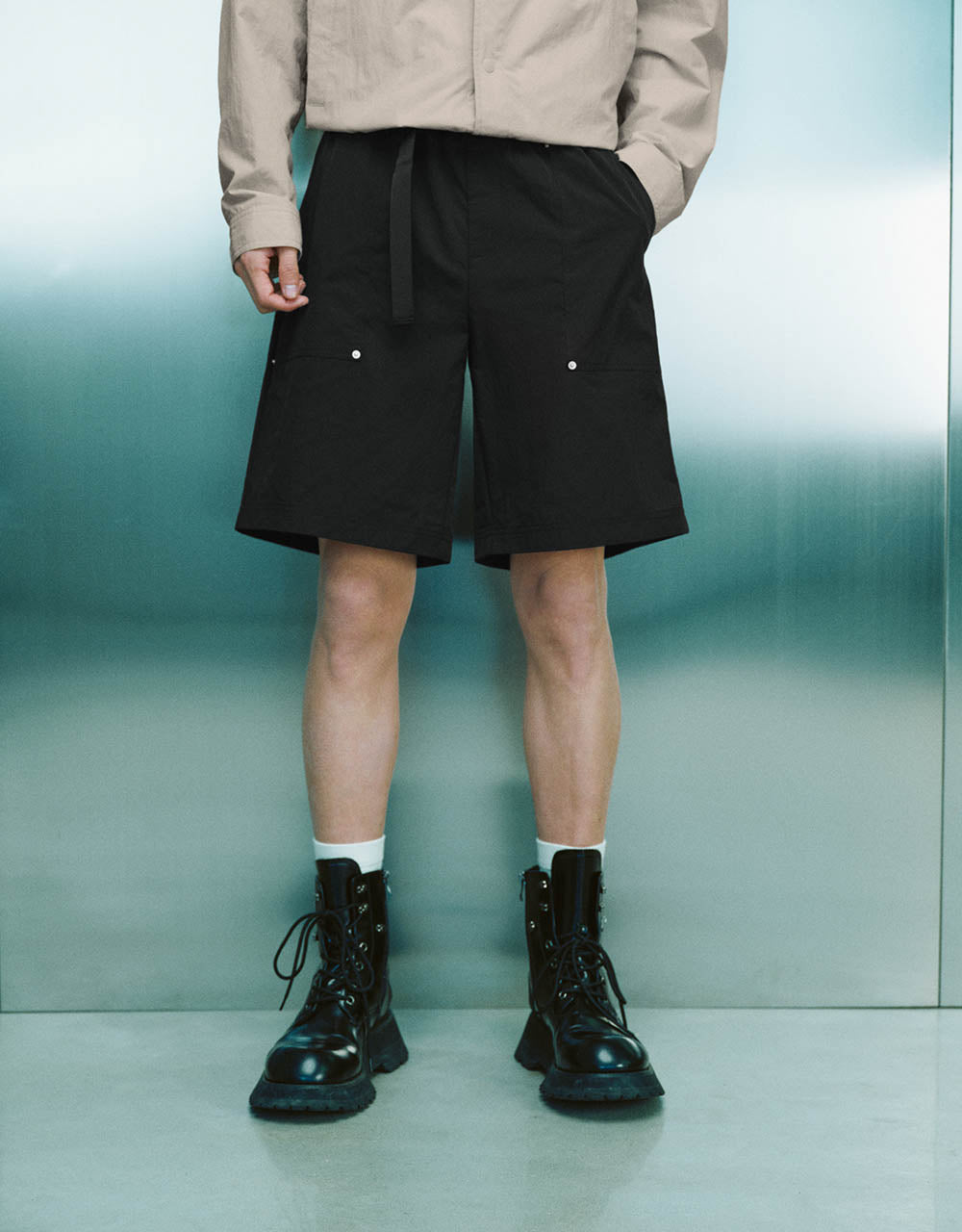 Loose Shorts With Belt