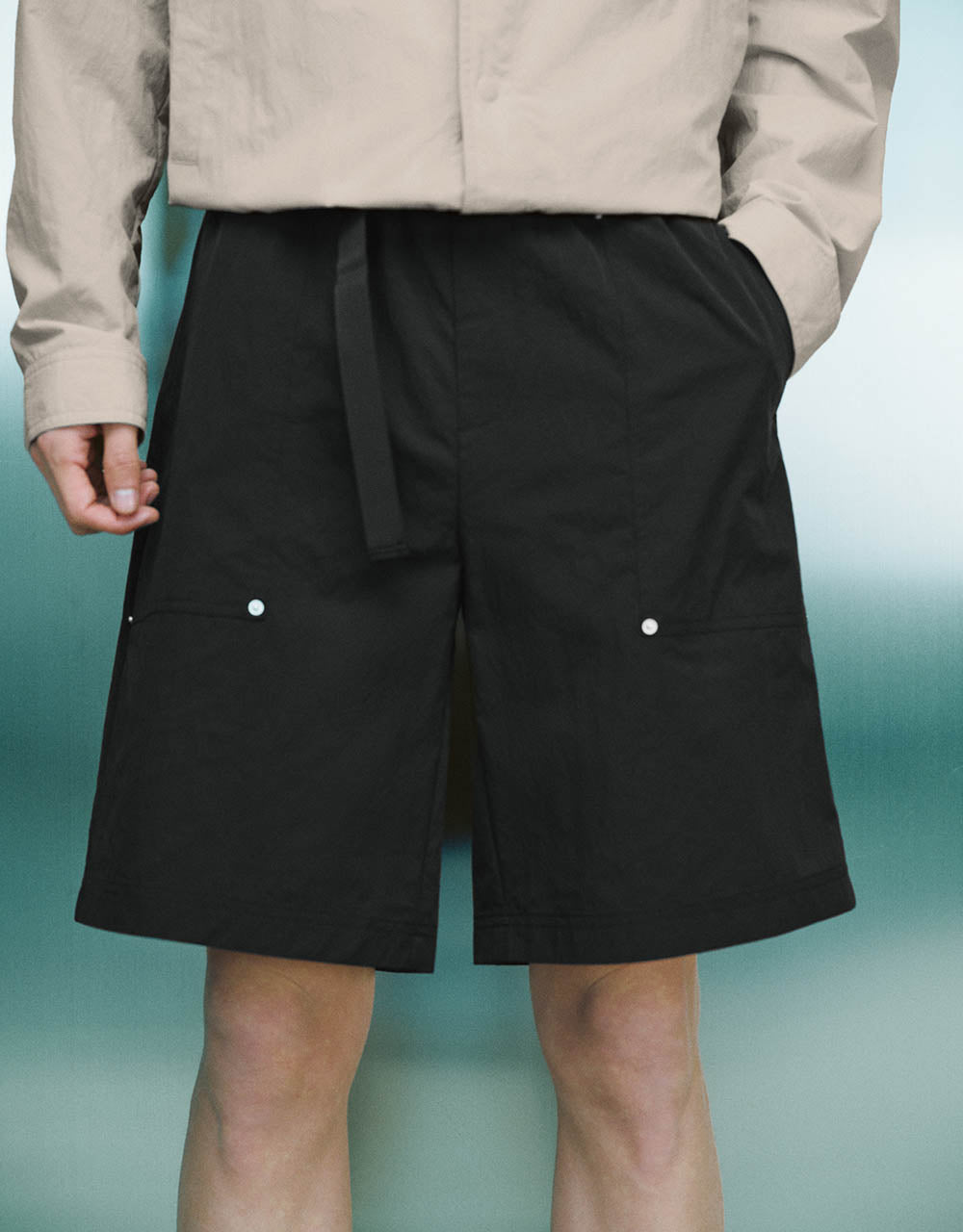 Loose Shorts With Belt