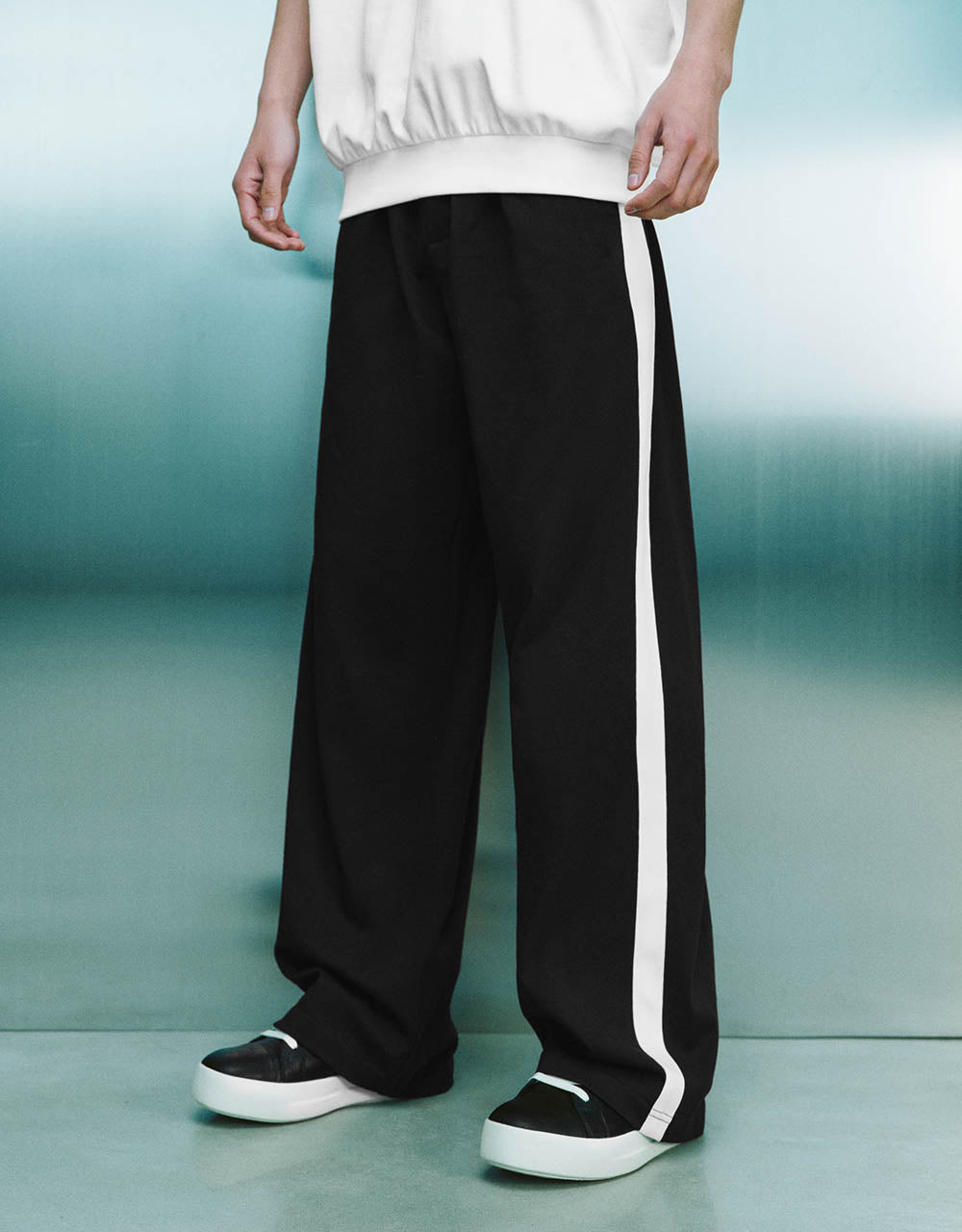 Drawstring Waist Knitted Wide-Leg Pants