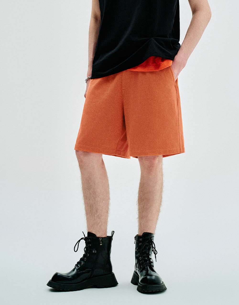 Drawstring Waist Loose Shorts