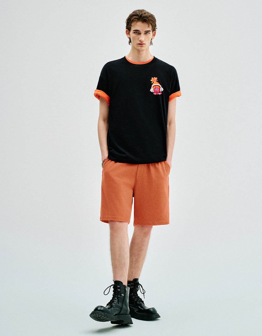 Drawstring Waist Loose Shorts
