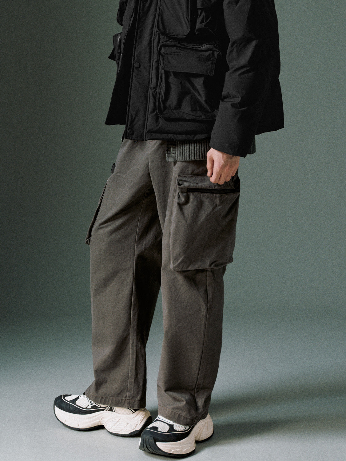 Side Pocket Wide-Leg Pants