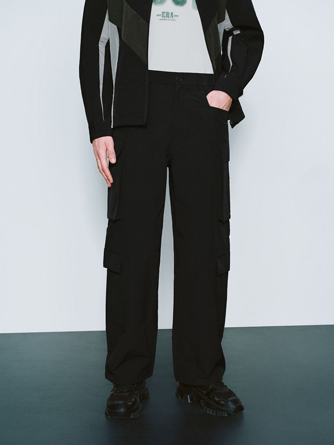 Flap Pocket Wide-Leg Pants
