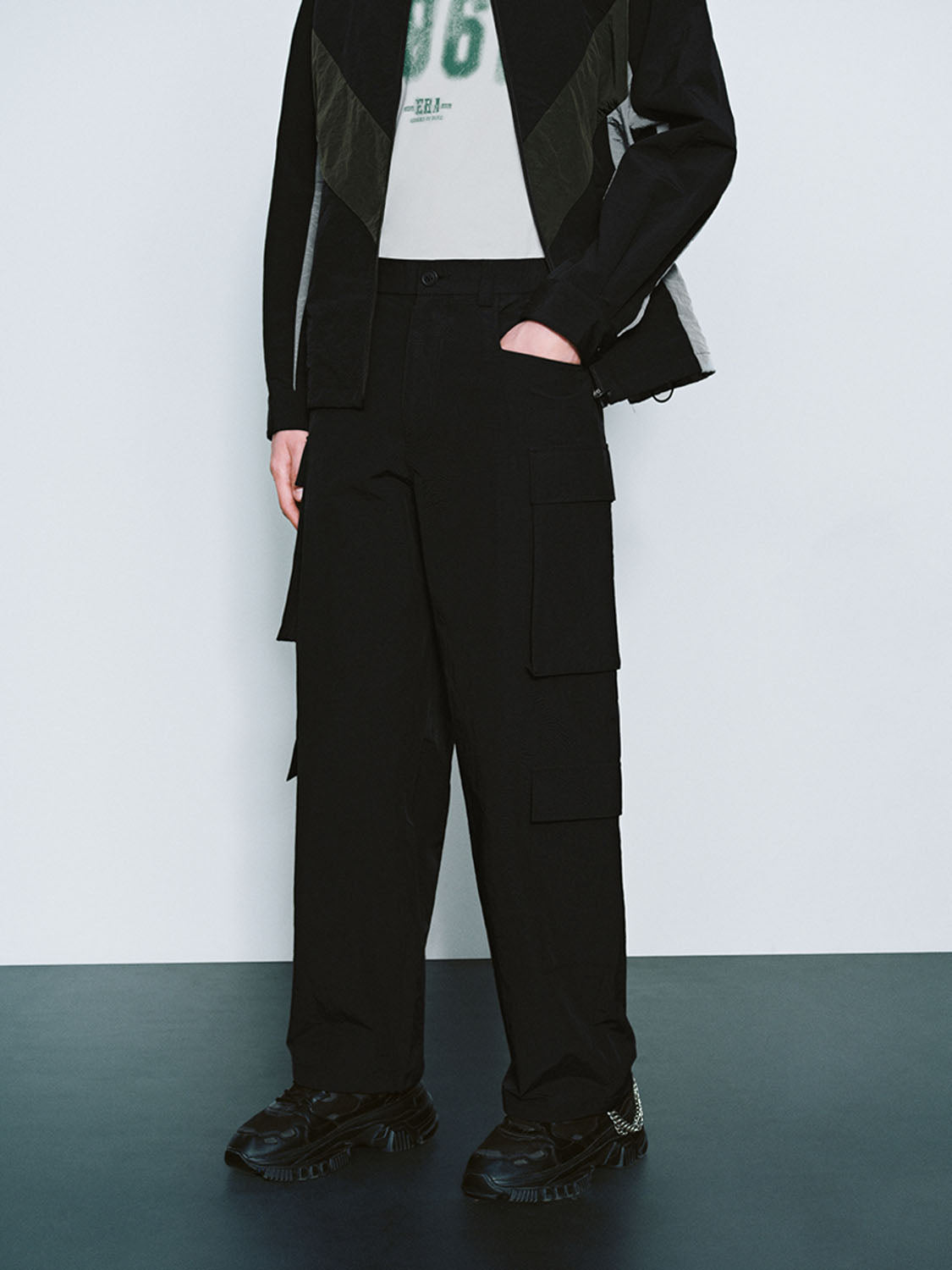 Flap Pocket Wide-Leg Pants