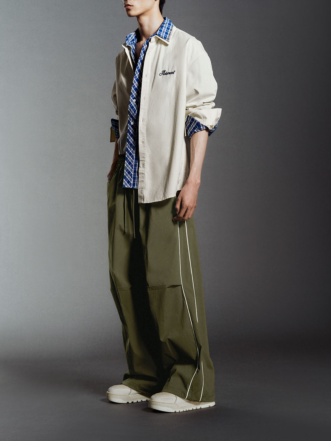 Loose Wide-Leg Pants