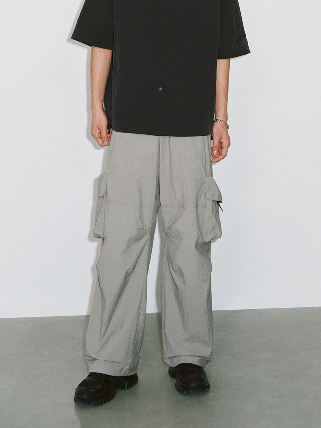 Flap Pocket Wide-Leg Pants