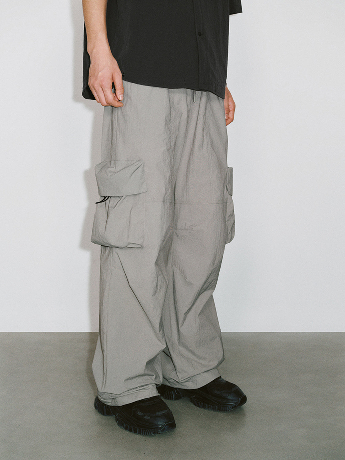 Flap Pocket Wide-Leg Pants