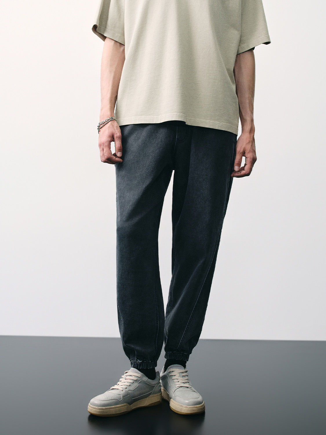 Drawstring Waist Loose Jeans
