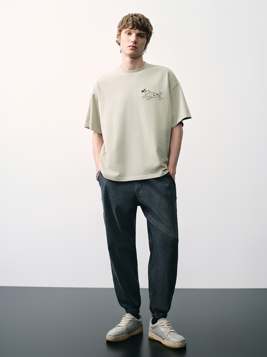 Drawstring Waist Loose Jeans