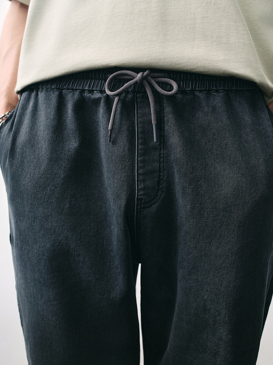 Drawstring Waist Loose Jeans