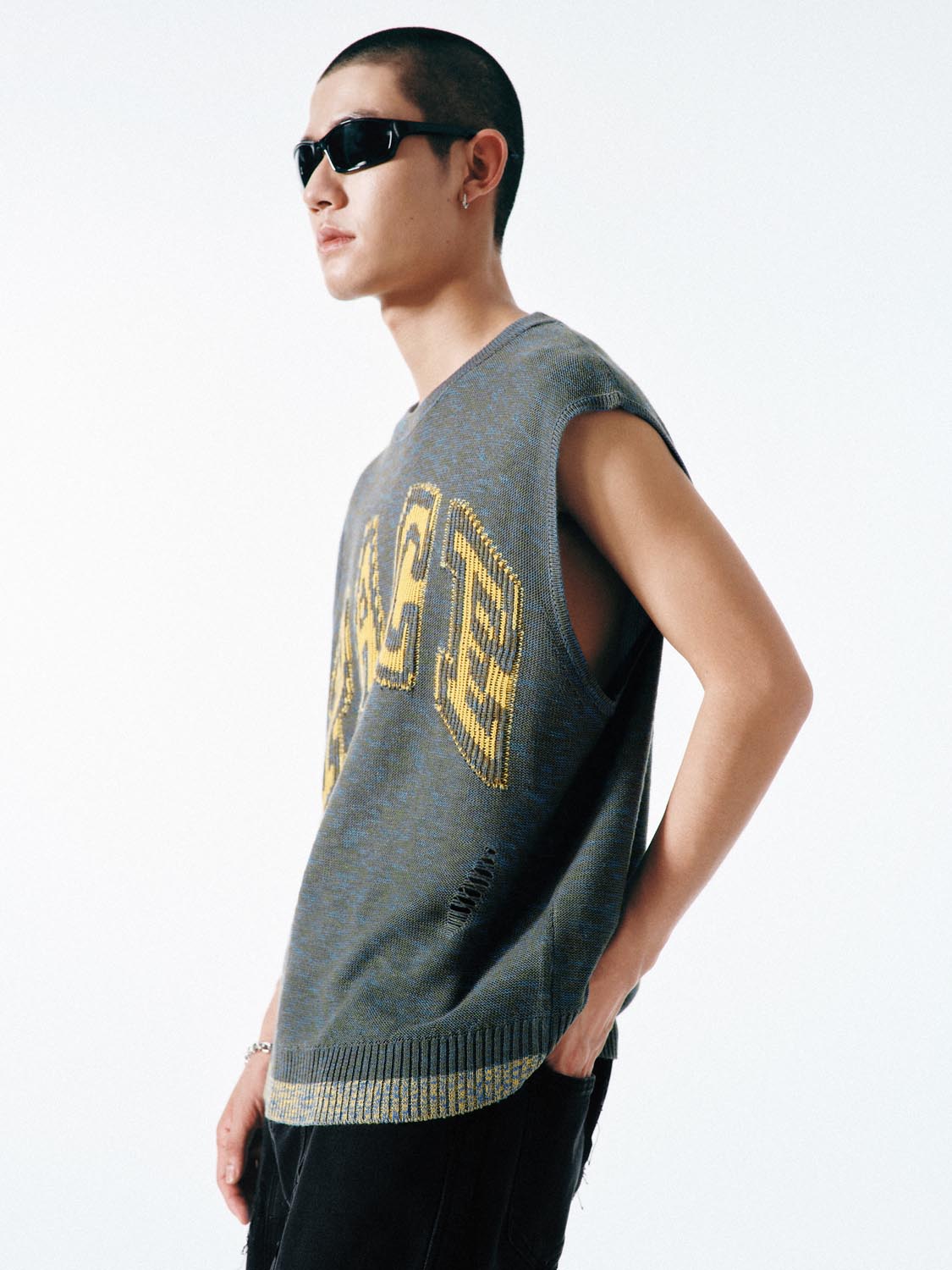 Knitted Sleeveless T-Shirts