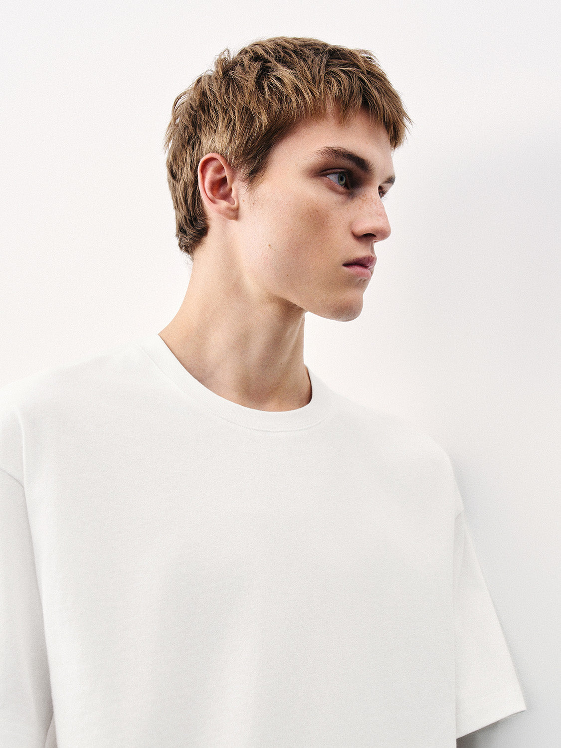 Embossed Crew Neck Loose T-Shirt