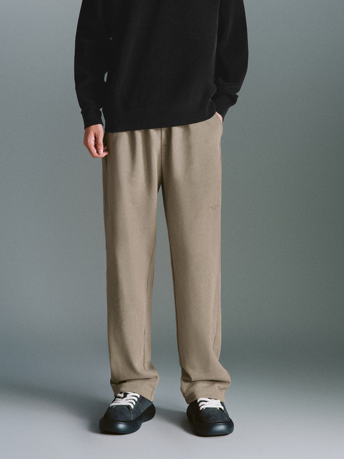 Straight Pants