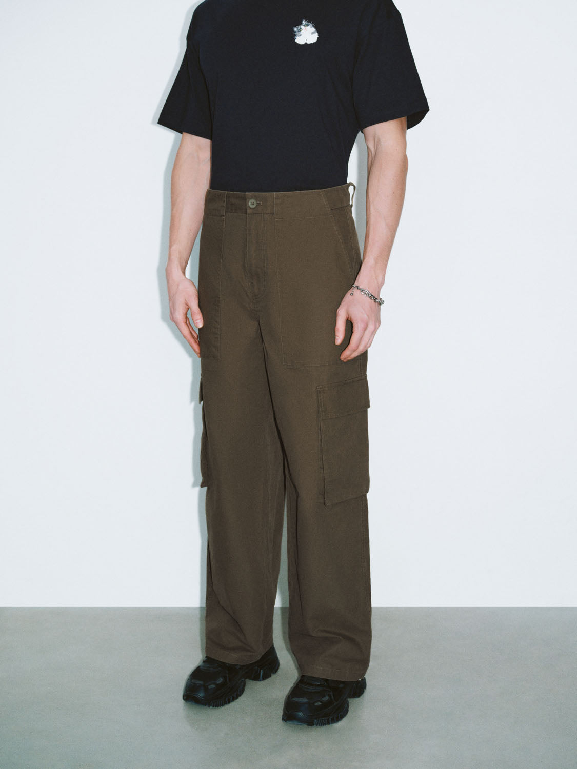 Flap Pocket Wide-Leg Pants