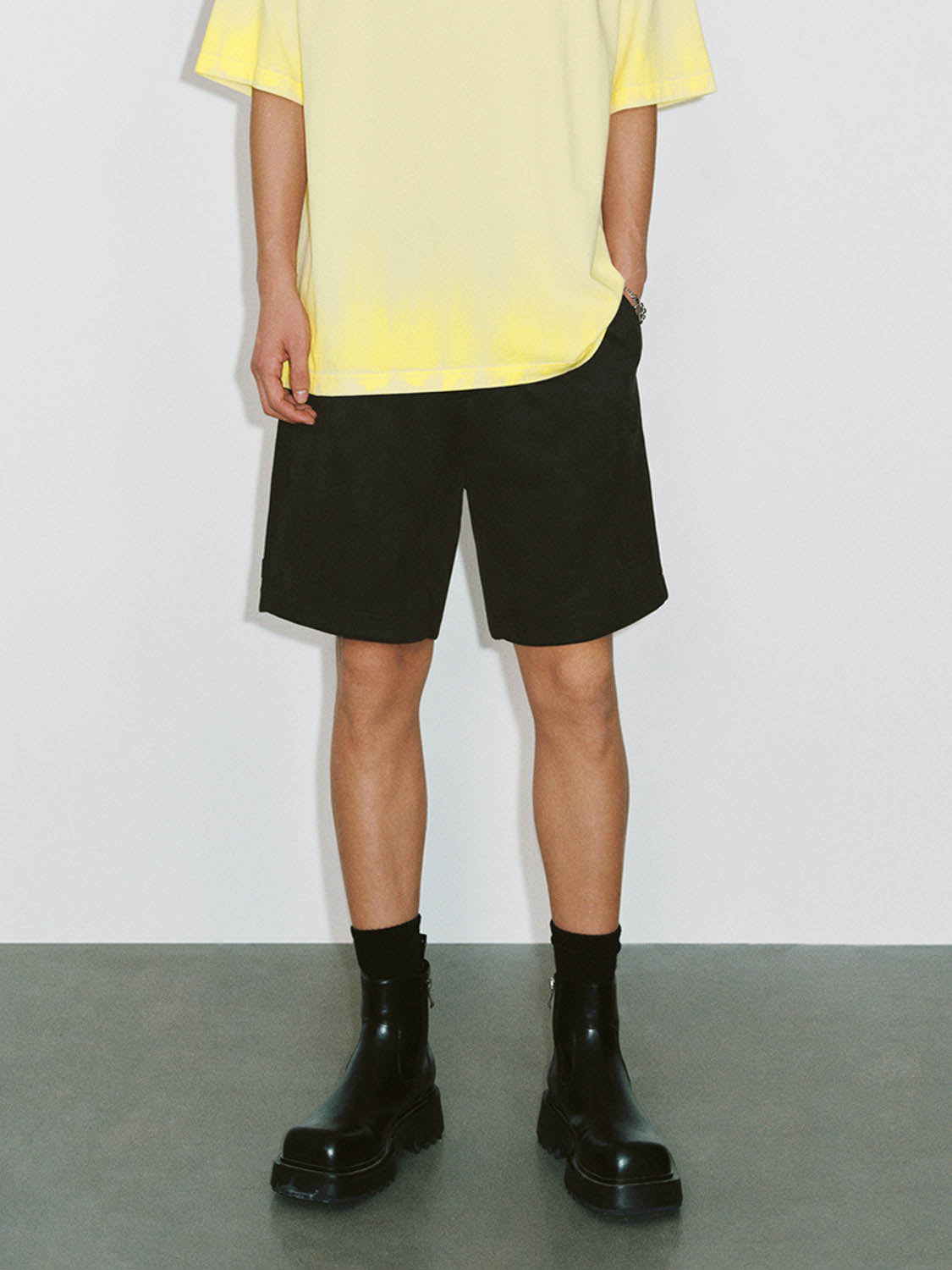 Loose Shorts