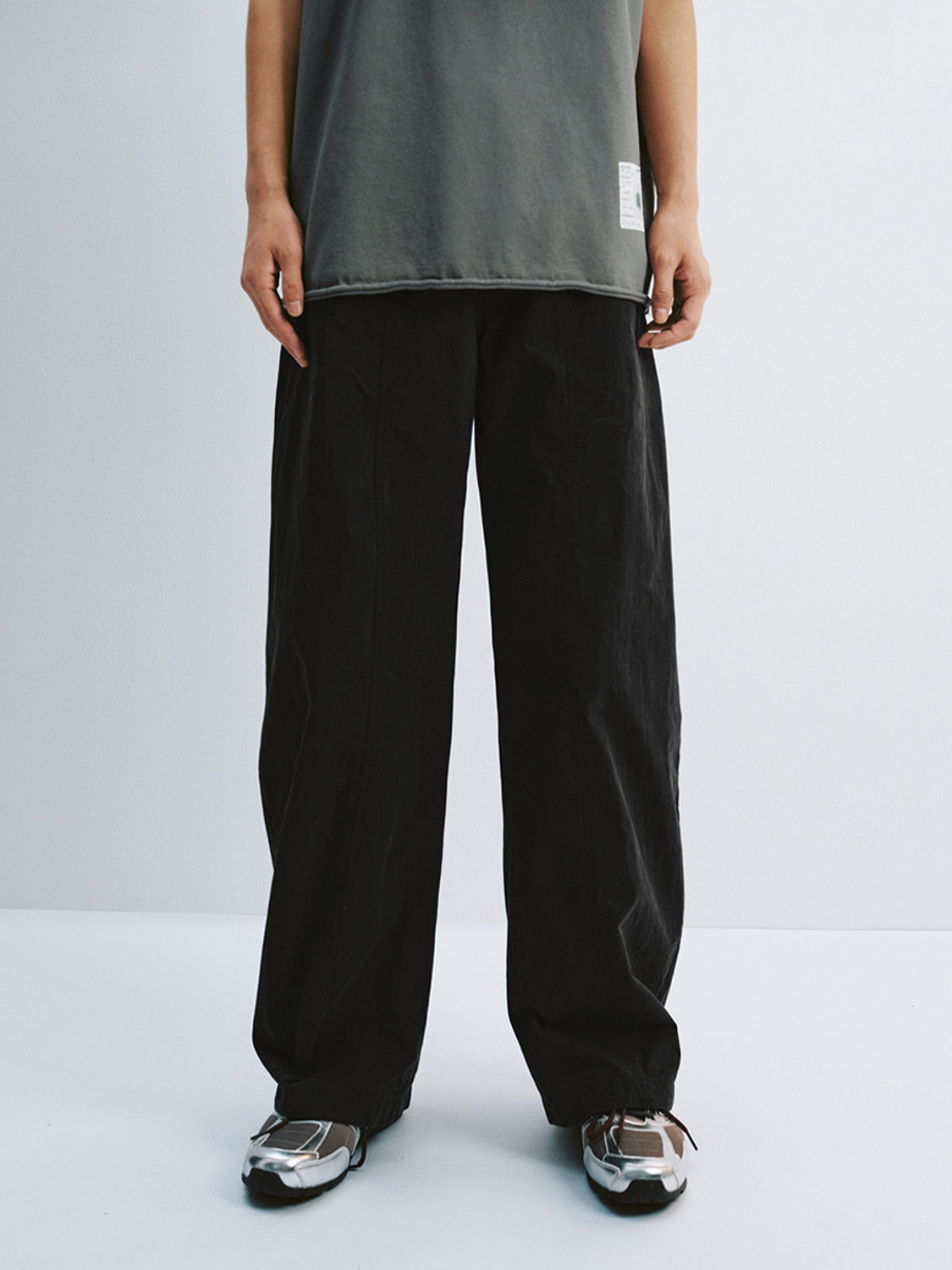 Curved-Leg Pants