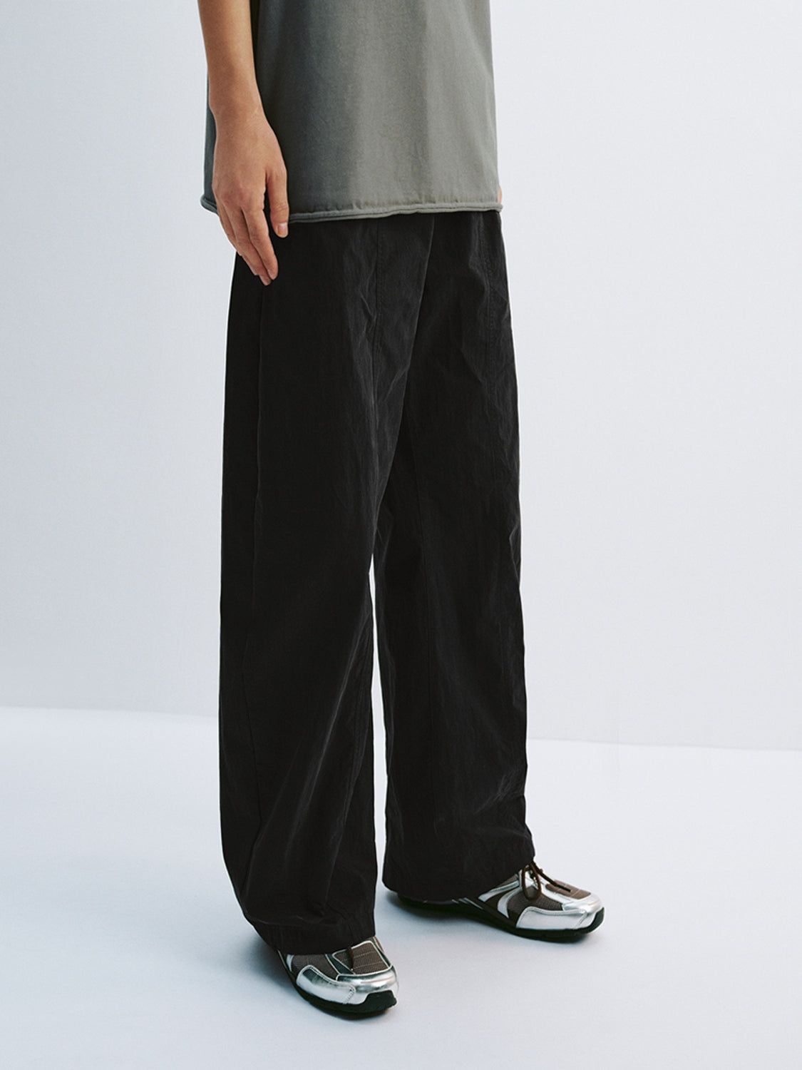 Curved-Leg Pants
