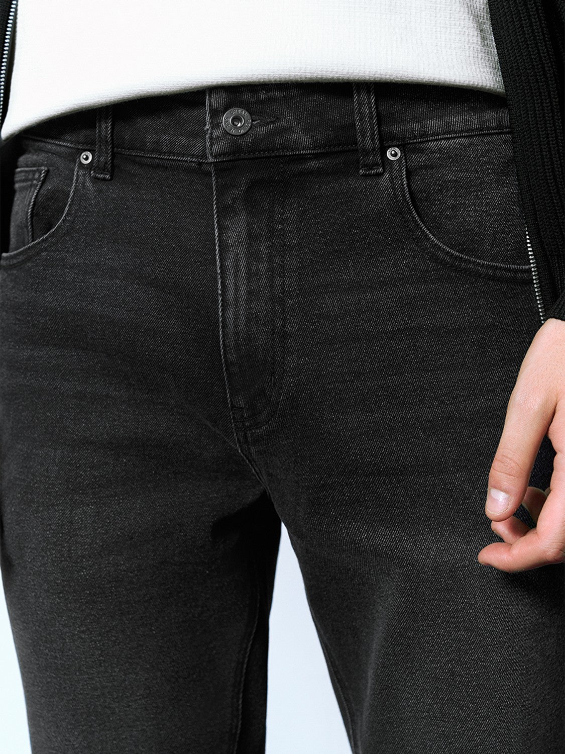 Straight Jeans