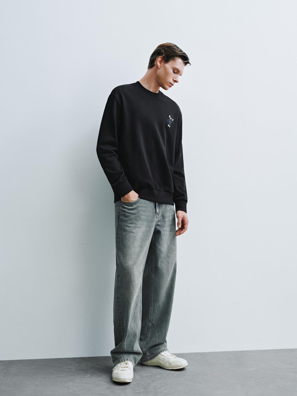 Contrast Trim Sweatshirts
