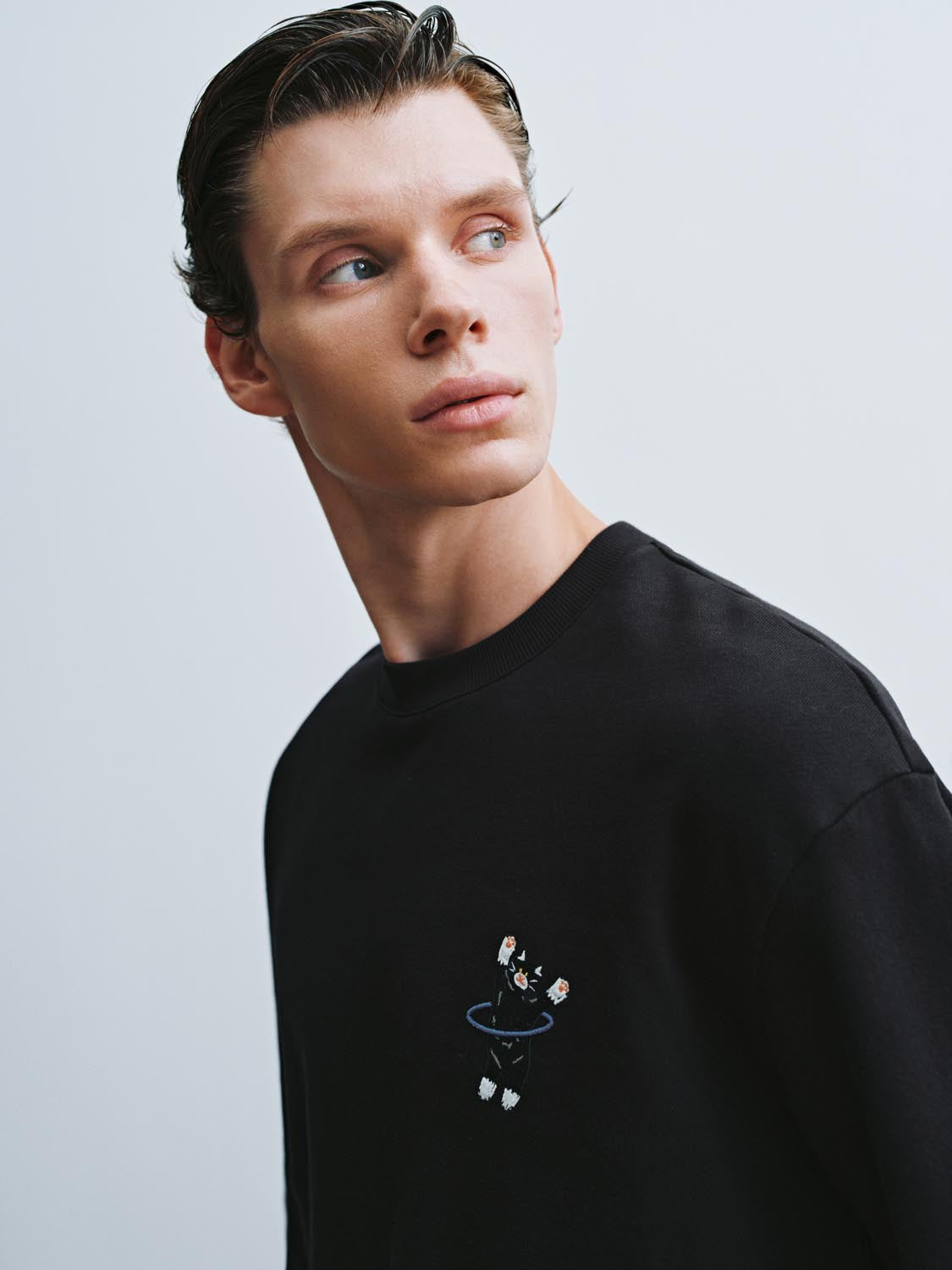 Contrast Trim Sweatshirts