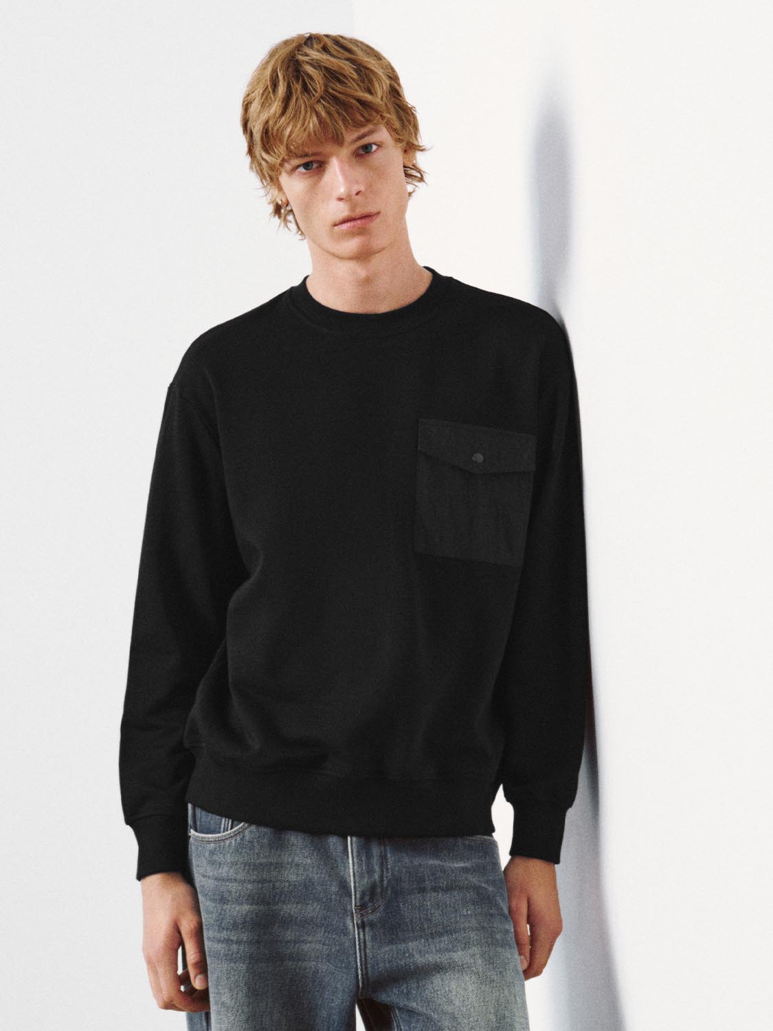 Patch Pocket Crew Neck Sweatshirts