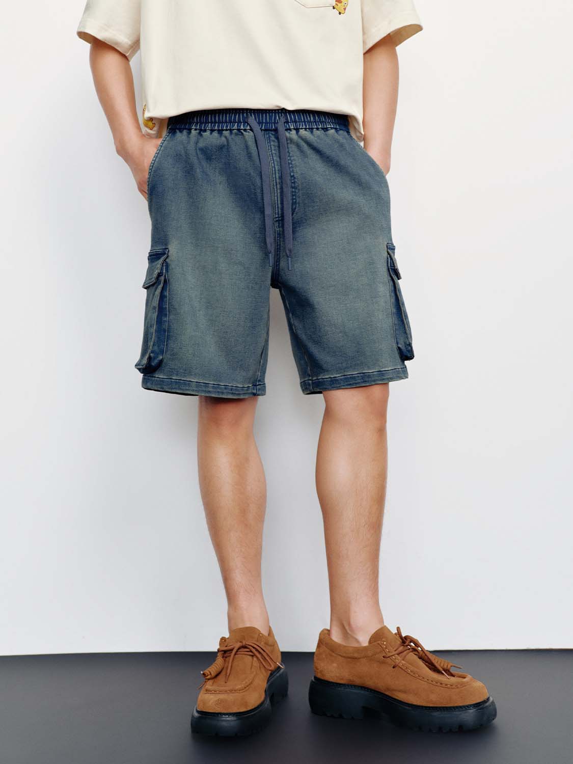 Drawstring Pull On Flap Pocket Denim Shorts – URBAN REVIVO Thailand