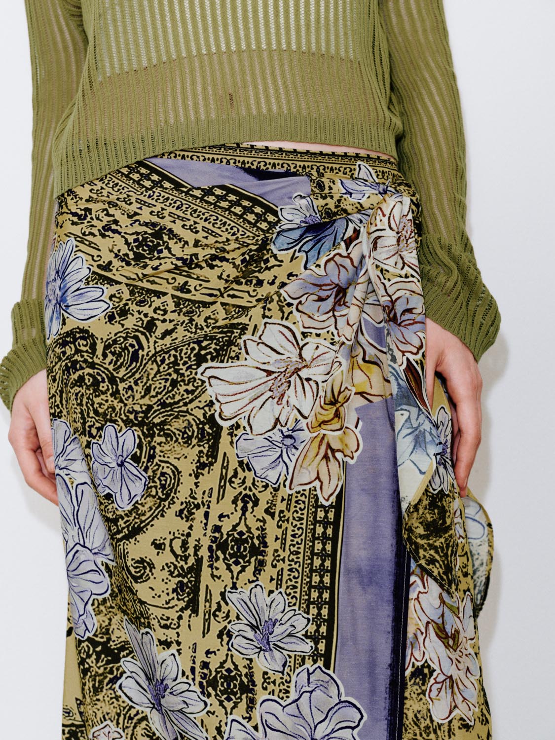 Tie Detail Contrast Floral Straight Midi Skirts